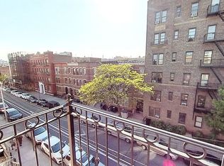 28-29 35th St #3F, Astoria, NY 11103