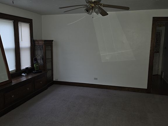 3rd image of 1404 Spring Rd #Up