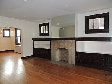 4228 Saline St — Photo 4