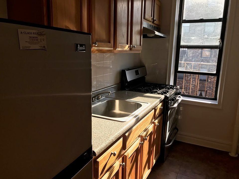 1st image of 3284 45th St APT 2F