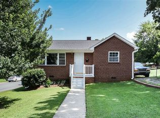 200 E Whitsett St, Graham, NC 27253