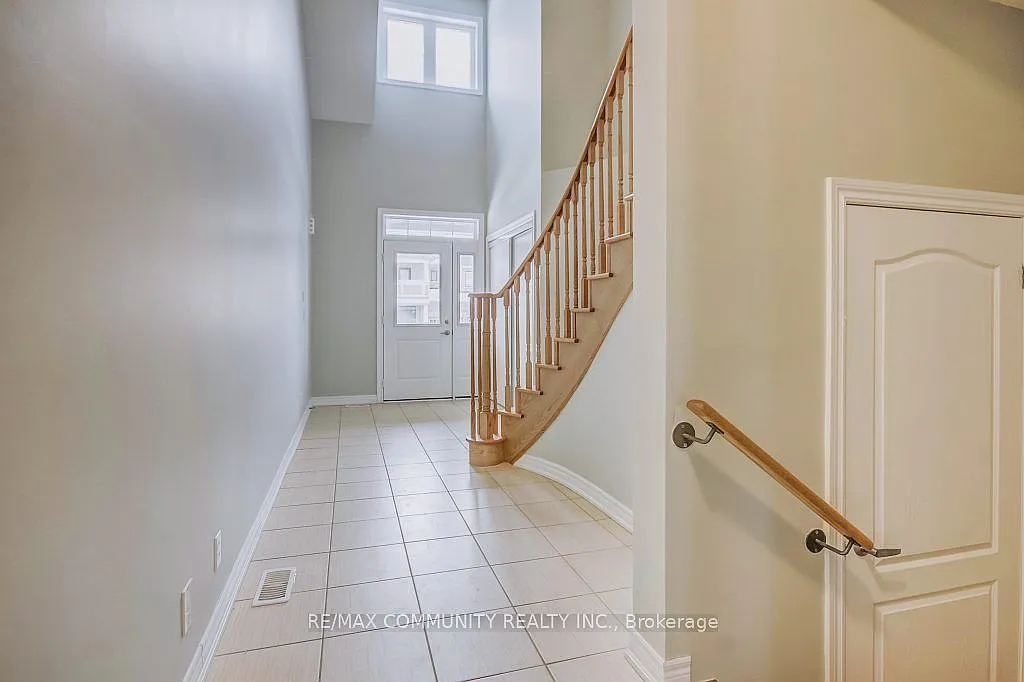 3 bed, $3,400 — Photo 4
