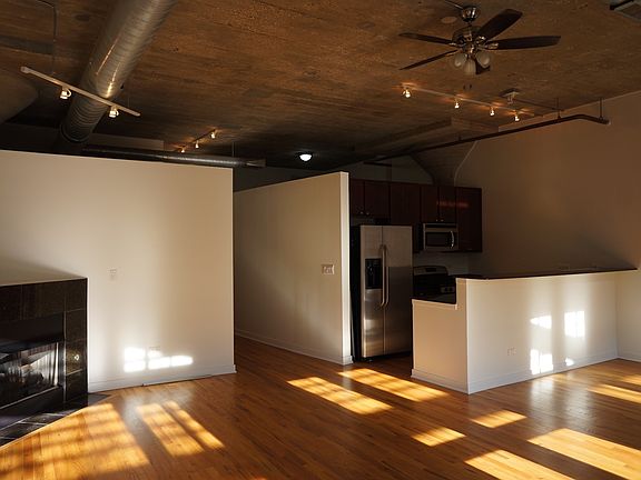 4th image of 1110 W 15th St Unit 123