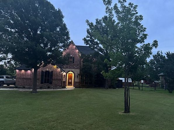 1225 Chandler Cir