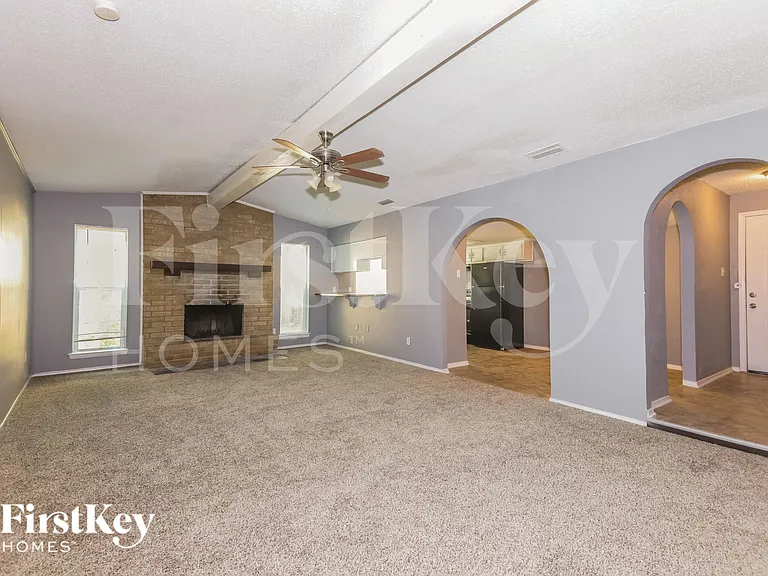 2026 Aspen Ln — Photo 8