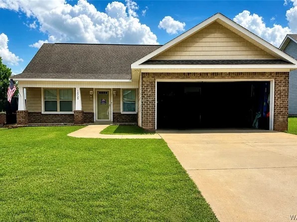 15725 April Ln, Brookwood, AL 35444