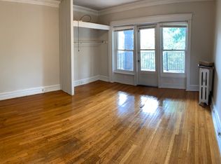 332 S 45th St #C5, Philadelphia, PA 19104