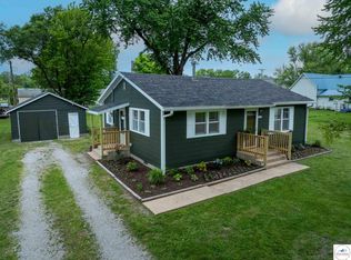 405 S Illinois St, Green Ridge, MO 65332