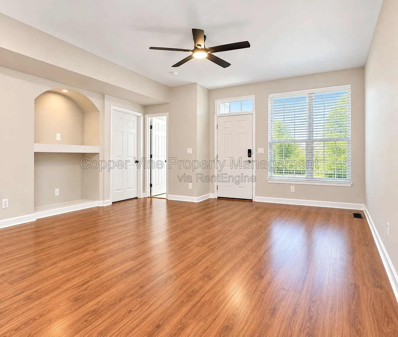 2 bed, 2.0 bath, 926 sqft, $1,625 — Photo 3