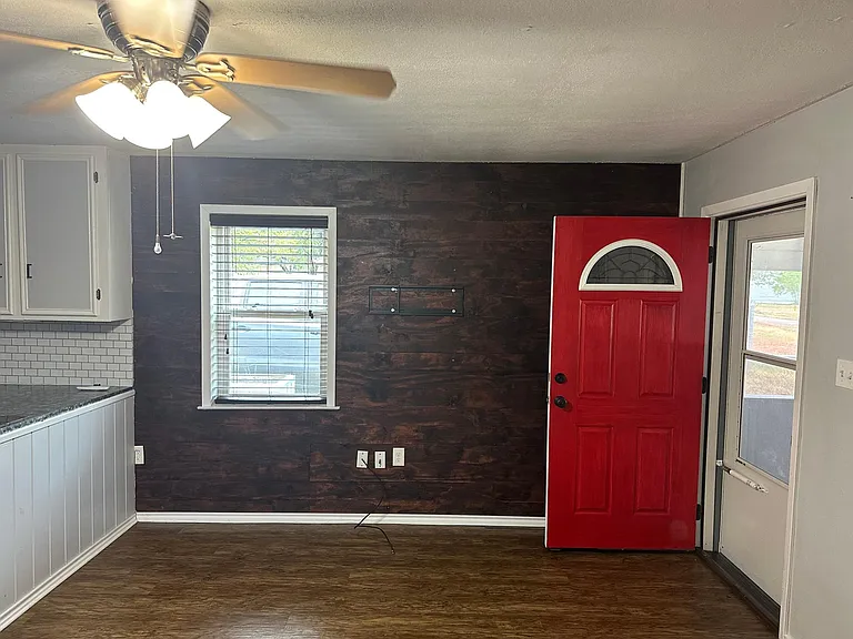 1408 W Mesquite St — Photo 5