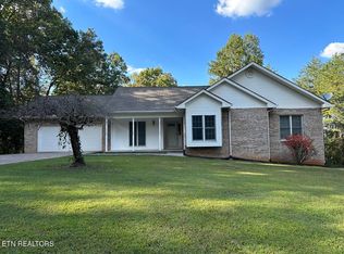 2050 Littleton Dr, Loudon, TN 37774