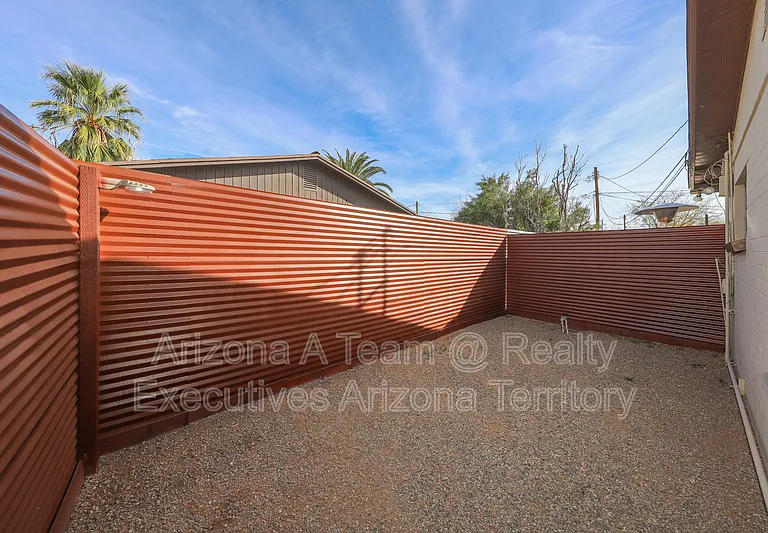 1654 N Rosemont Blvd #1 — Photo 15