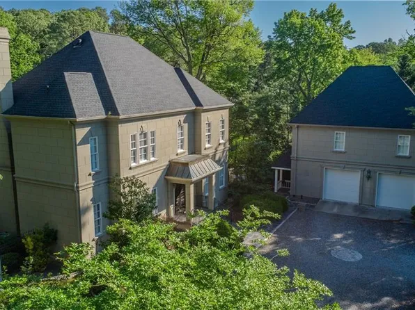 108 Spindrift Rd, White Stone, VA 22578