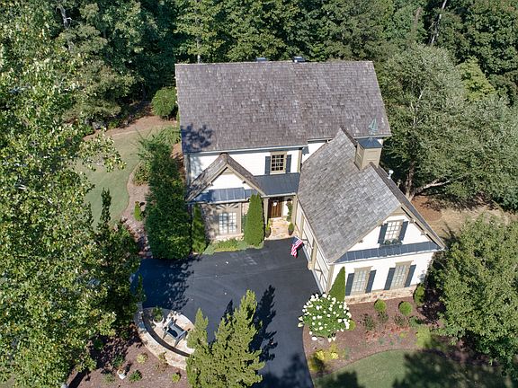 2nd image of 40 Sourwood Cir