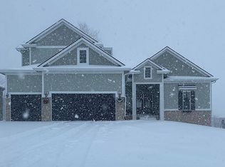 708 NE Bridge Park Pl, Grimes, IA 50111