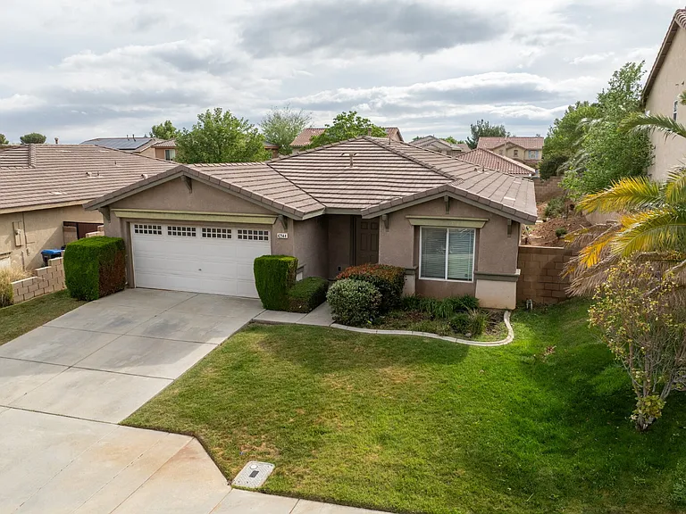 42144 Madison Ct — Photo 21
