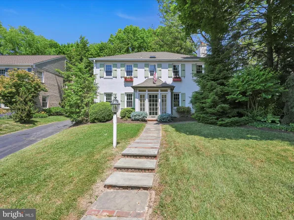 10 Wynnedale Cir, Narberth, PA 19072