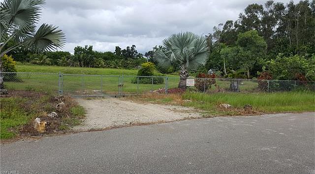 2nd image of 15306 Briar Ridge Cir