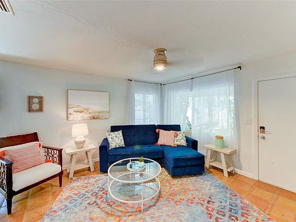 5th image of 170 Roosevelt Dr APT 15