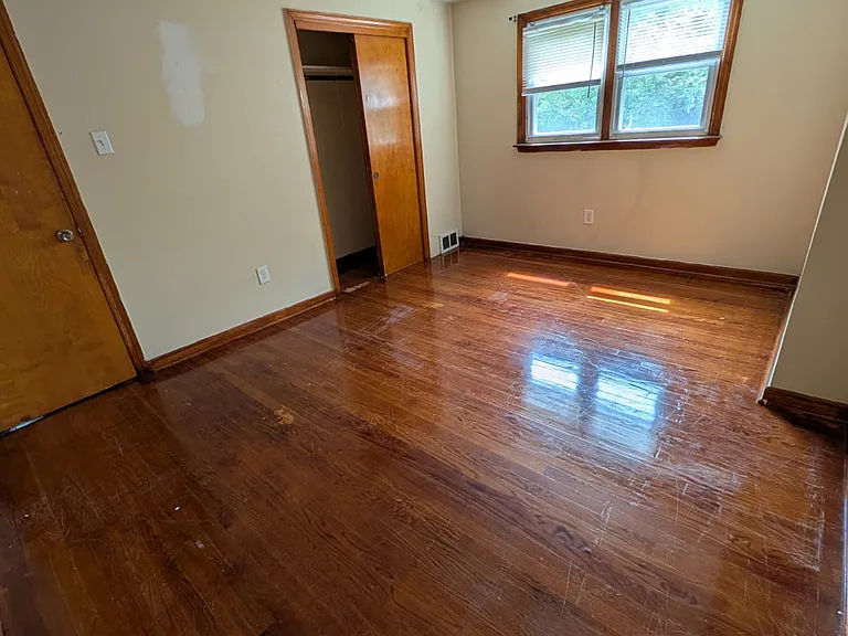 18 Townsend Ave #18 — Photo 11