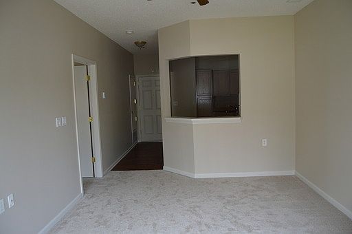 4th image of 1500 S 14th St Unit 104