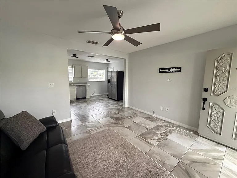 4314 W Carmen St — Photo 5
