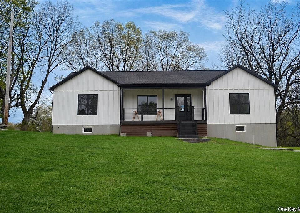 1st image of 42 Sands Avenue