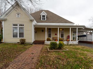 218 N Walnut St, Springfield, TN 37172