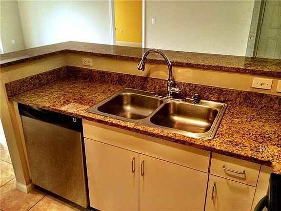 5th image of 4824 N Us Highway 441 APT 303