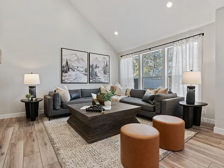 8218 S Wasatch Grove Ln — Photo 1