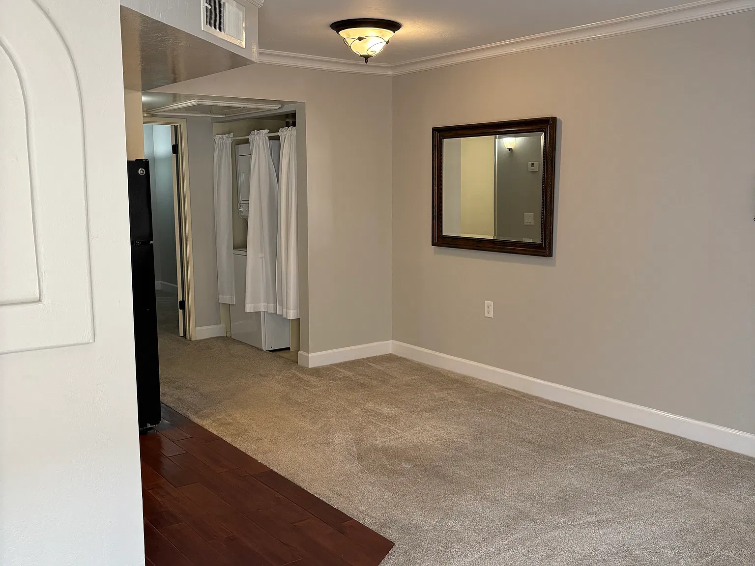 1 bed, 560 sqft, $1,180 — Photo 2