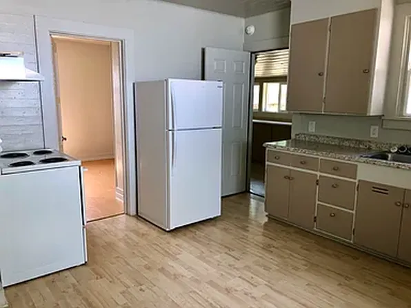 341 N K St, Cottage Grove, OR 97424