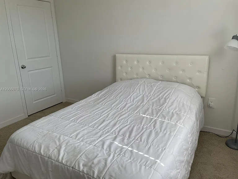 1281 NE 3rd Ave — Photo 6