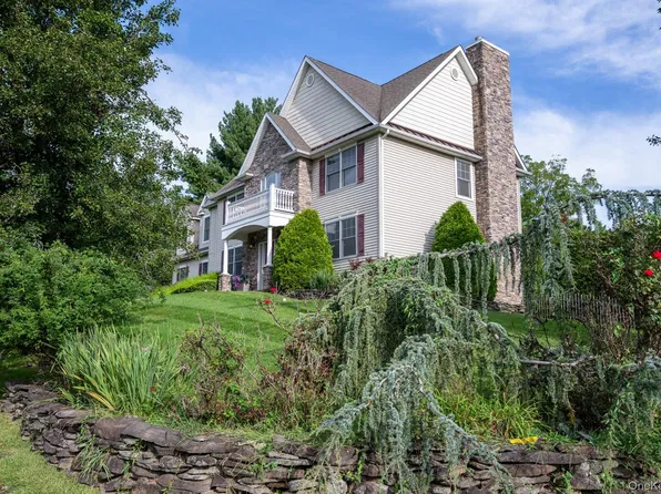 2 Heritage Place, Tappan, NY 10983