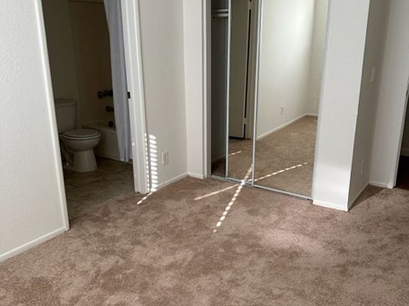 4th image of 10756 Lawler St #8