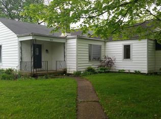 2209 W Parkway Dr, Muncie, IN 47304