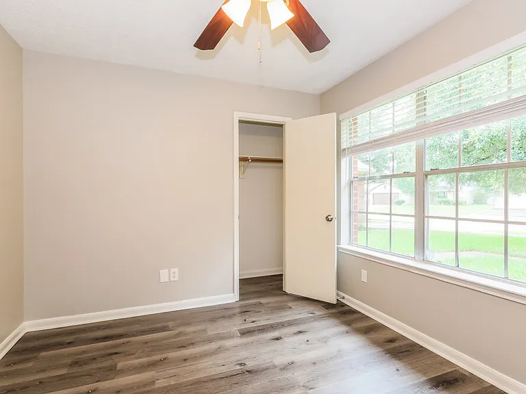 10247 Country Squire Blvd #1 — Photo 13