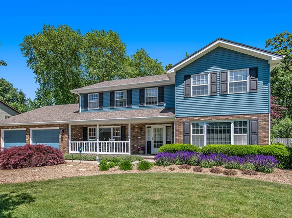 1355 Mulberry Ln, Saint Joseph, MI 49085