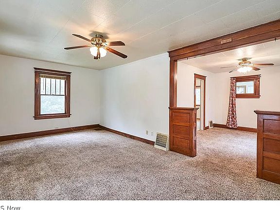 3rd image of 1343 Grant St