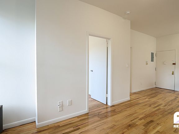 3rd image of 2281 1st Ave APT 3A