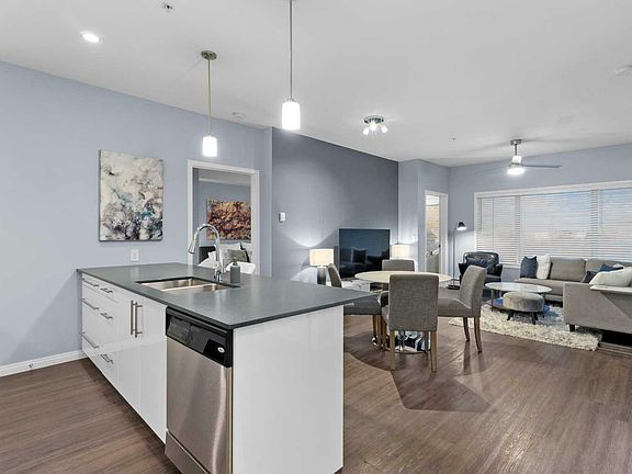 4th image of 4403 A 67a Ave #310