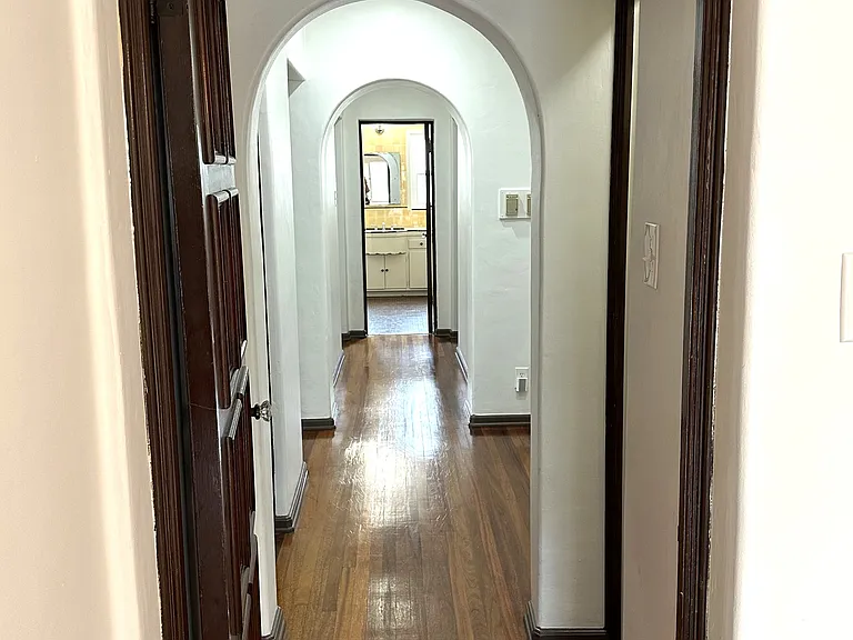 8125 W 4th St — Photo 13