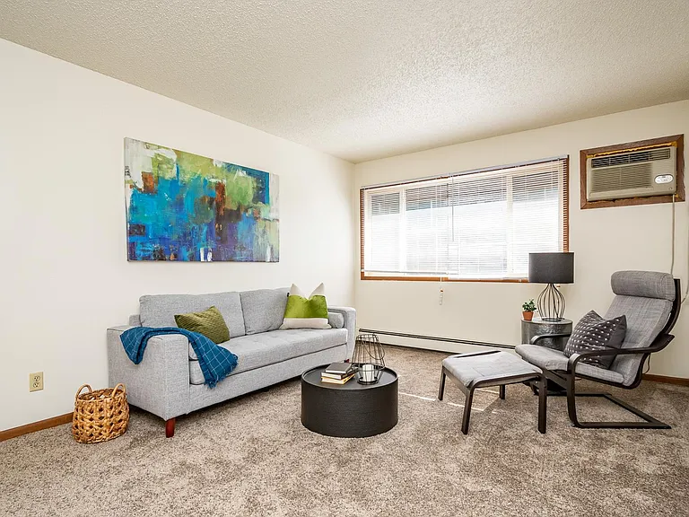 629 S Johnson St #9 — Photo 4