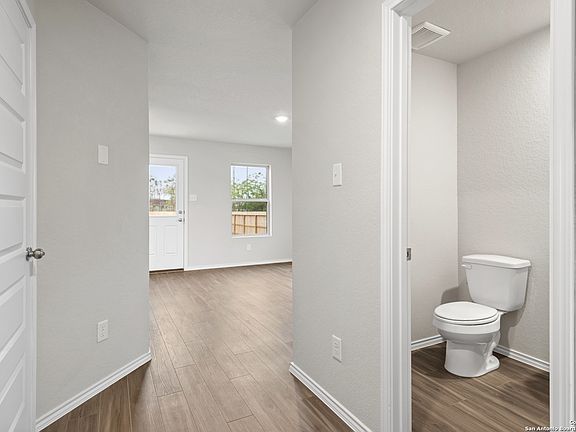 3rd image of 2421 Dino Drive