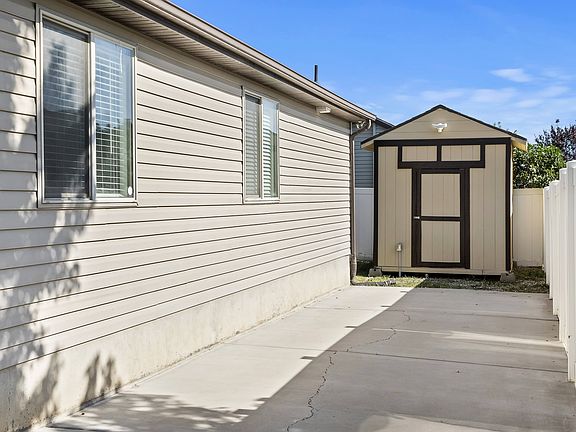 5th image of 1013 W Chatham Dr N #Ut0164