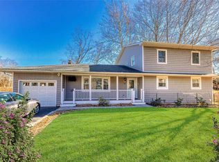 23 Harvard Rd, Shoreham, NY 11786