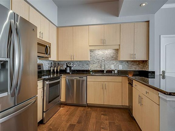 4th image of 3225 Turtle Creek Blvd APT 1419