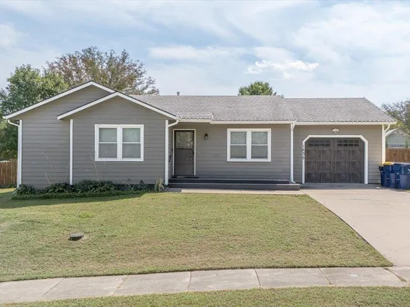 1635 Savage St, Eudora, KS 66025