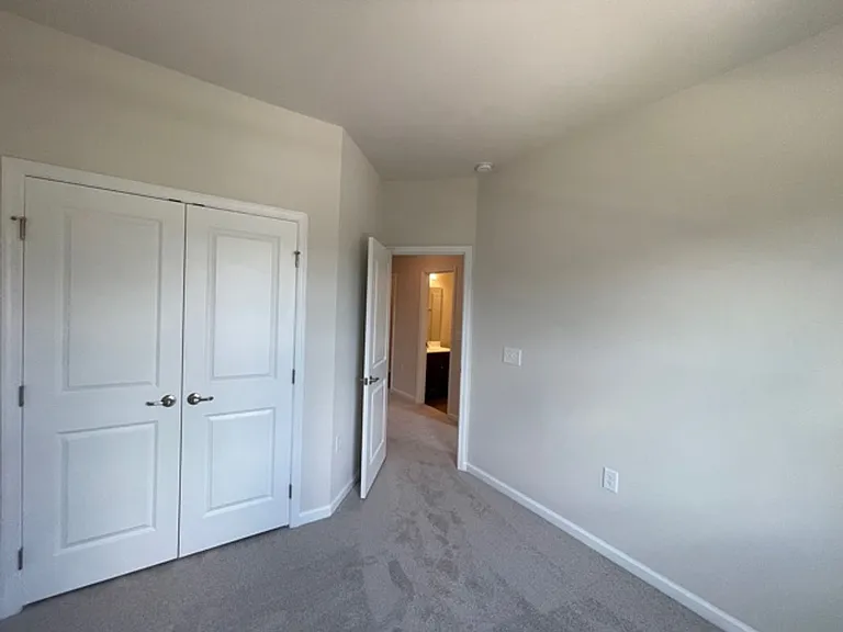 1004 Channing Park Cir — Photo 14