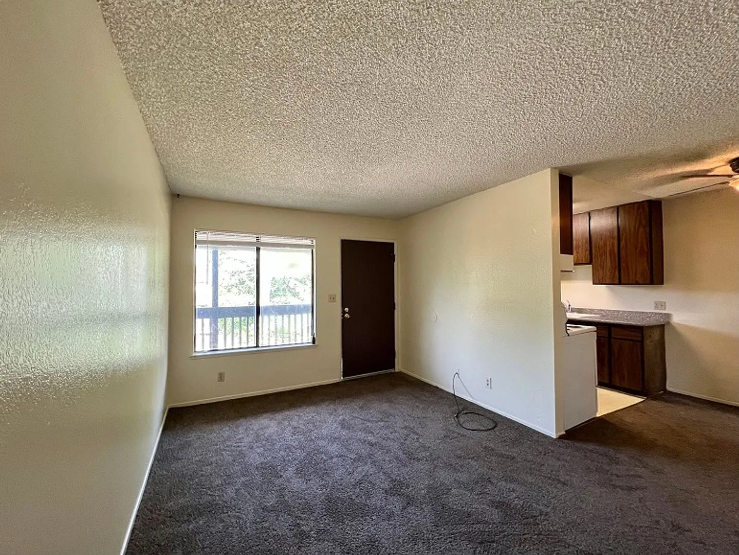 Bridgeview Apartments — Photo 4